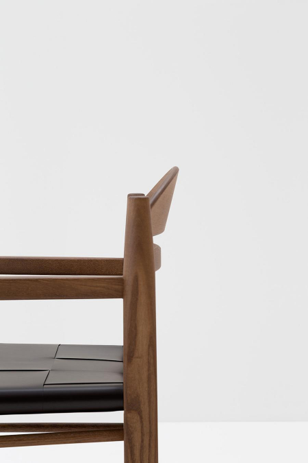 Vincent V Chair - Image 10